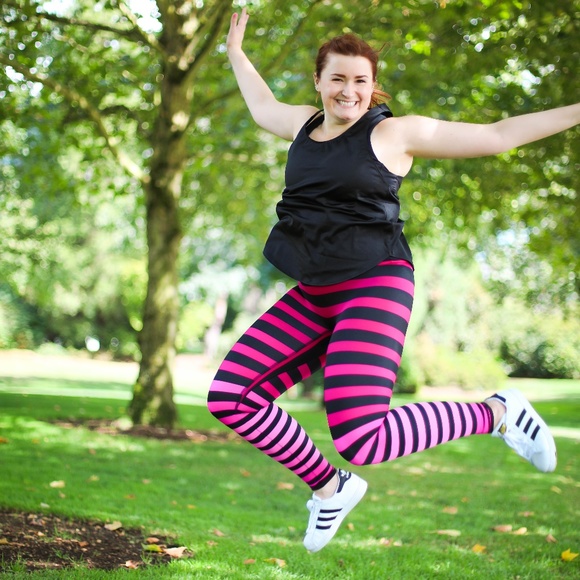 K-DEER Pants - ⬇️ K-Deer Black & Pink Stripe Legging